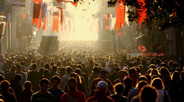 15 ilin nüfusu azaldı