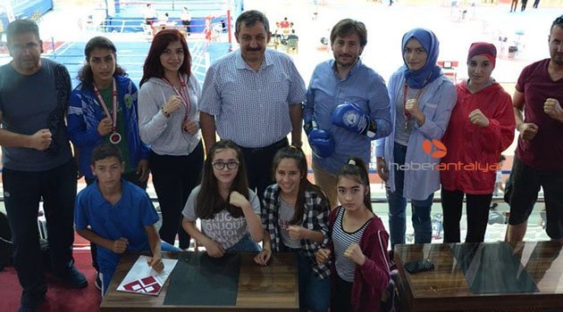 15 Temmuz şehitleri anısına Kickboks turnuvası
