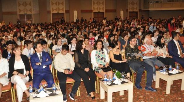 1500 öğrenci Yazarlık Festivali'nde buluştu