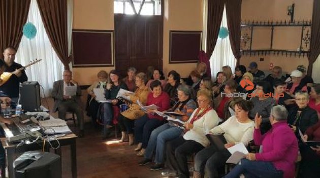 18 Mart'a özel konser