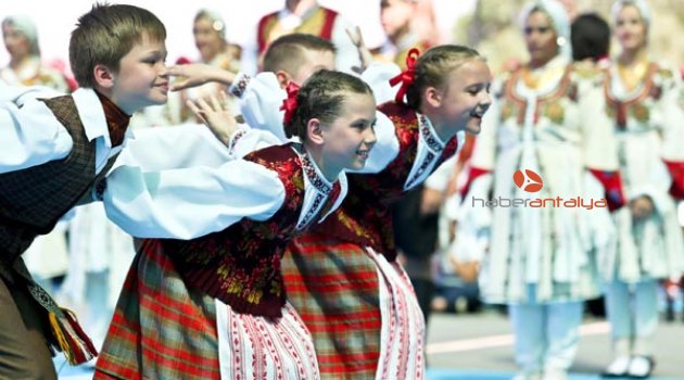19 MAYIS COŞKUYLA KUTLANDI!