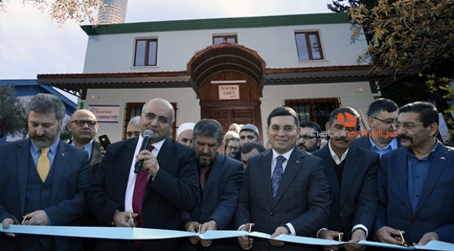 Dokuma Fabrikası Camii yeniden ibadete açıldı