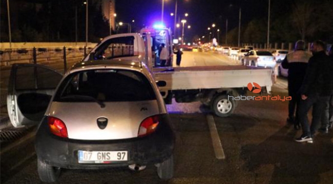 Kamyonet ile otomobil çarpıştı, sürücüleri alkollü çıktı 