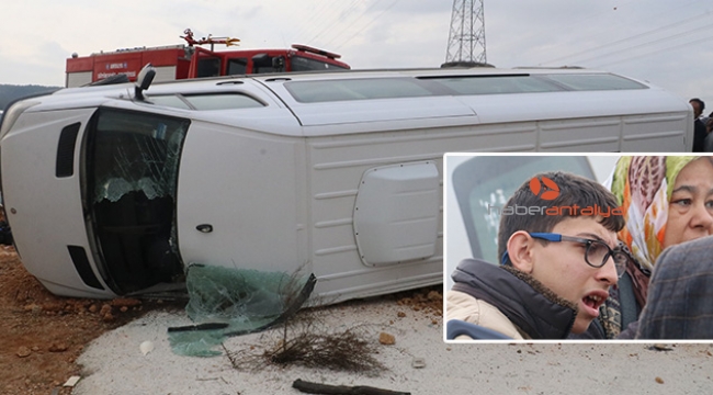 Özel öğrencileri taşıyan servis kaza yaptı: 9 yaralı