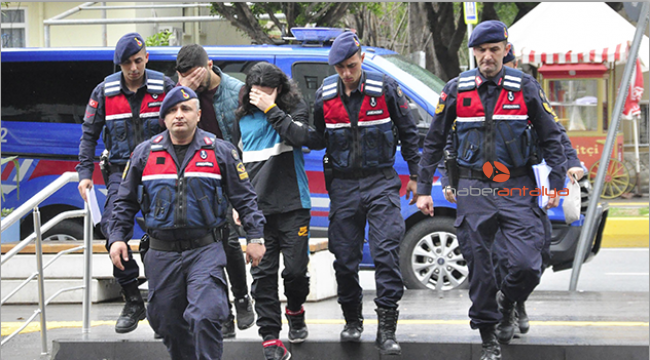 Telefon dolandırıcılarını jandarma yakaladı
