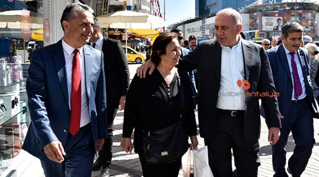 CHP'li Tekin, Başkan Uysal'ı ziyaret etti