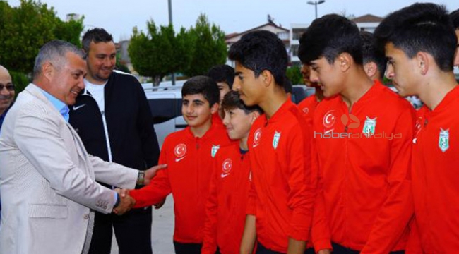 Manavgat Belediyespor Antalya'yı temsil edecek 