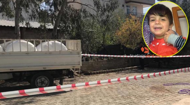 Minik Adem, dayısının kamyonetinin altında can verdi