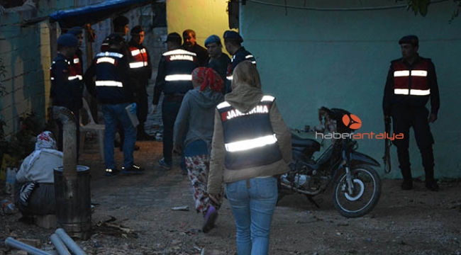 Antalya'da şafak operasyonu
