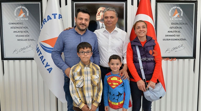 Başkan amcasından trambolin istedi