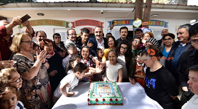 Engelsiz Kafe 4 yaşında   
