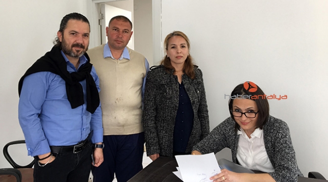 Muhtar, minder yerine masada görev yapmaya başladı