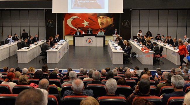 Muratpaşa'nın ilk icraatı taksicileri sevindirdi   