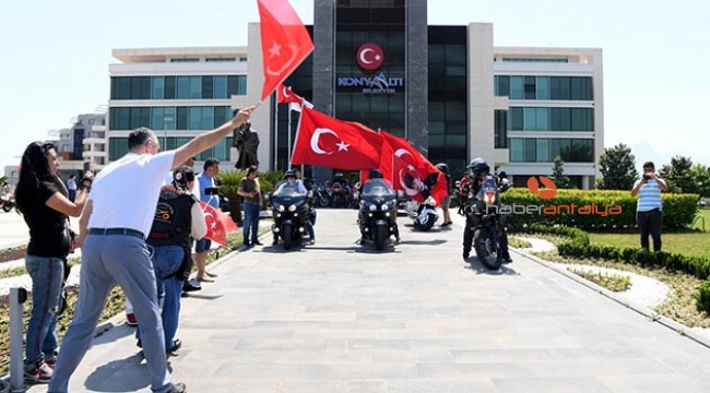 Antalya'da motosiklet korteji