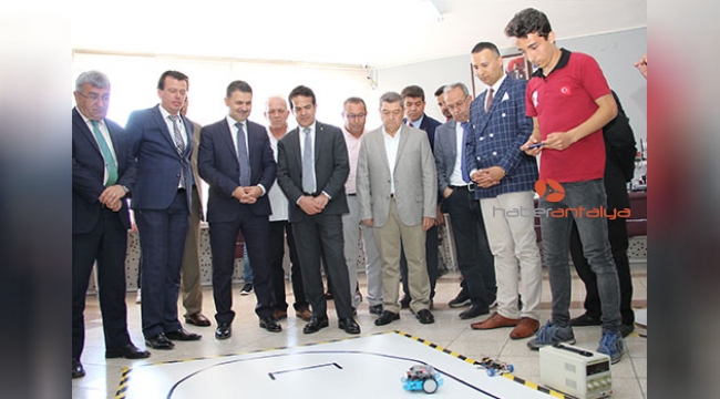 ATB Lisesi’ne robotik kodlama sınıfı