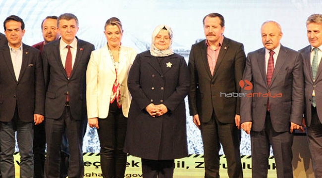 Bakan Selçuk: "Ölümlü iş kazasında yüzde 44’lük azalma" 
