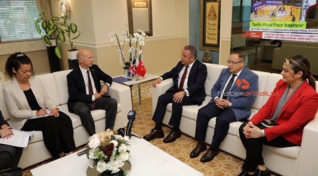 Başkan Böcek: "Turizmde hedefimiz 16 milyon"
