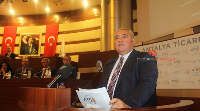 Çetin: "Antalya’da cadde ticareti kalmadığı için ticaret AVM'lere sıkıştı" 