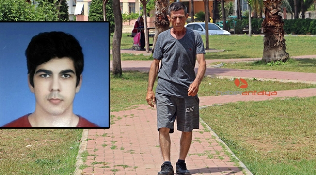 Kaybolan oğlunun kıyafetlerini giyip sokak sokak onu arıyor