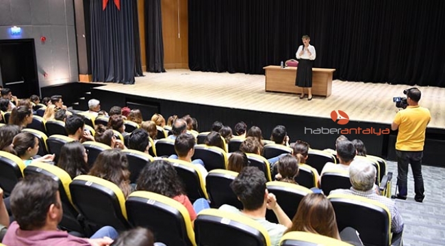 Konyaaltı Belediyesi’nden YKS semineri