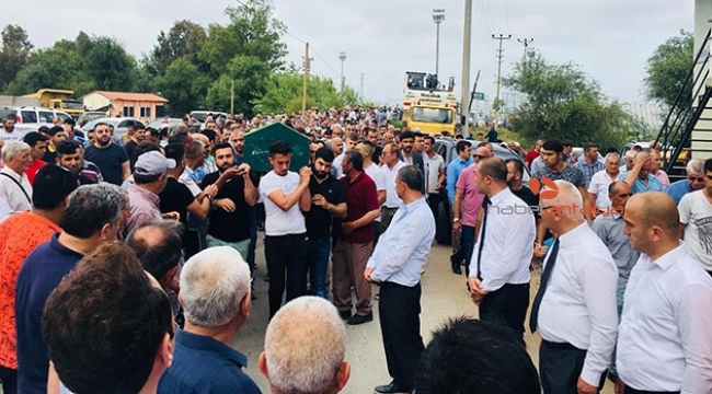Lise öğrencisi son yolculuğuna uğurlandı