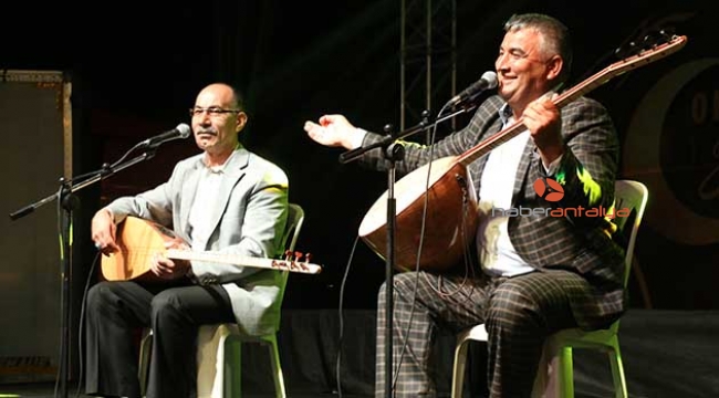 Ramazan etkinliklerinde Aşıklar atıştı 