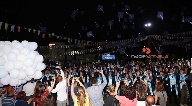 ALKÜ'de mezuniyet heyecanı