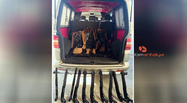 Antalya'da kaçak üretilmiş 54 adet tüfek ele geçirildi