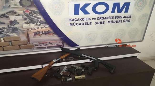 Antalya'da silah kaçakçılığı operasyonu