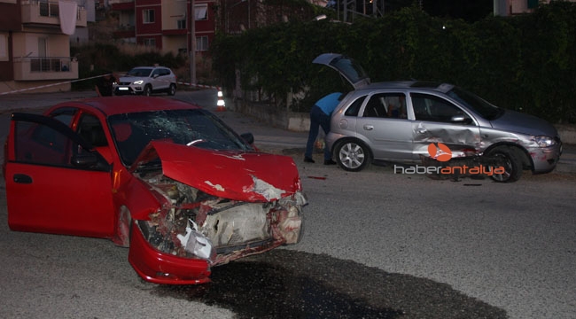 Kontrolsüz kavşakta trafik kazası: 5 yaralı