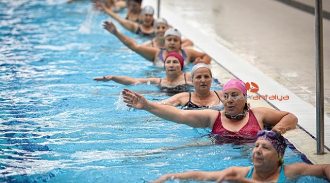 Mavi bayraklı plajlarda su cimnastiği