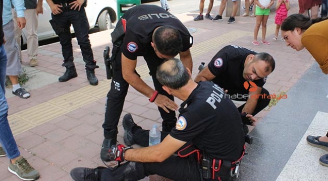 Polisten duygulandıran hareket 