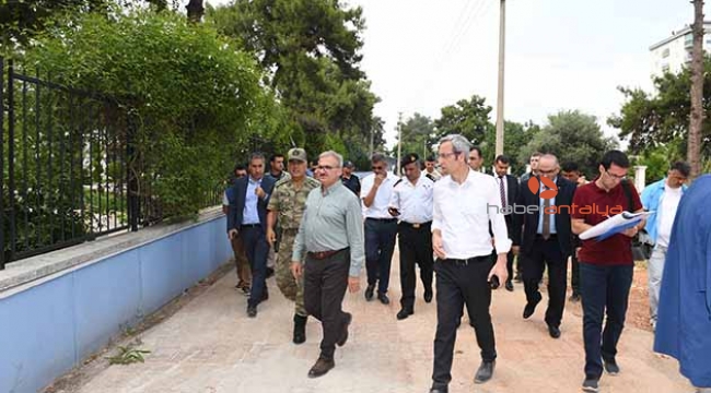 Vali Karaloğlu devam eden restorasyon ve inşaat çalışmalarını denetledi