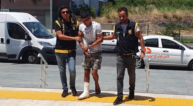 Balkondan kaçmaya çalışırken düşerek ayağını kırdı