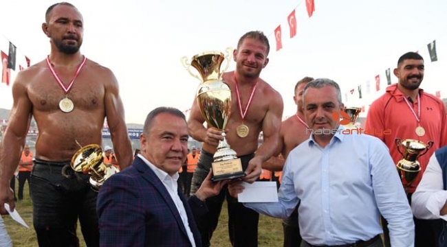 Feslikan’da şampiyon Balaban oldu 