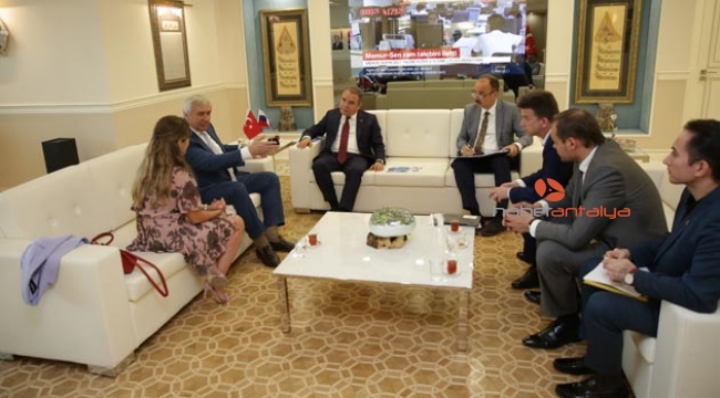 Rusya- Türkiye İş Konseyi Başkan Böcek’i ziyaret etti