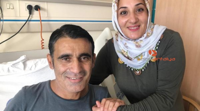 15 yıllık eşini böbreğiyle hayata bağladı