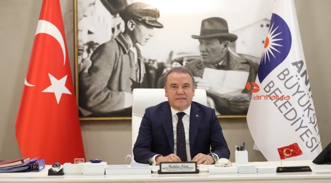 Başkan Böcek'ten 30 Ağustos mesajı
