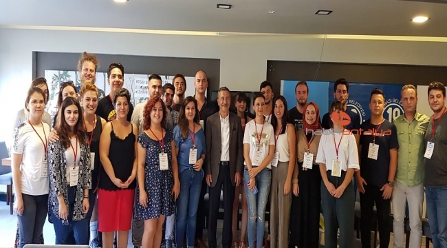 DÖGEM'den 10 genç Avrupa yolcusu