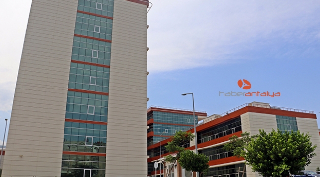 DOKTORUN BİLGİSAYAR İSYANI