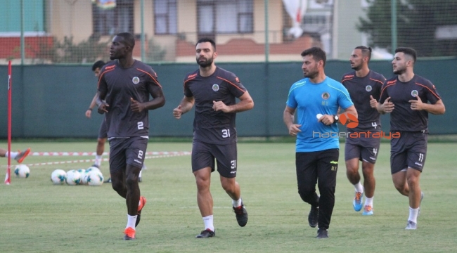 Erol Bulut: "İnşallah Kasımpaşa maçında rahat galibiyet alırız"