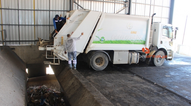 Günlük 60 ton çöp geliyor !