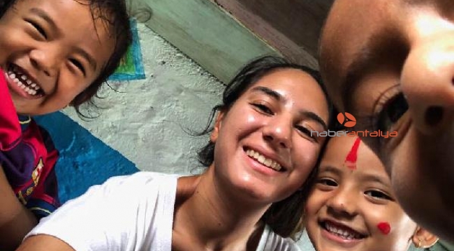 Hayalinin peşinden gitti, Nepal'de öğretmenlik yaptı