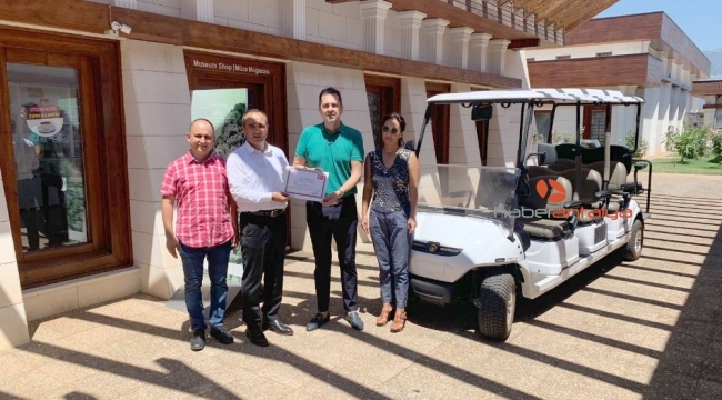 İşadamlarından, Likya Uygarlıkları Müzesi'ne golf arabası bağışı