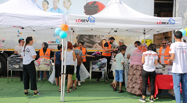 LÖSEV İyilik Tırı Antalya'da
