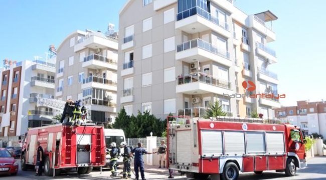 Ocakta unuttuğu yemek yandı, itfaiyeciyle karşılaşınca şaşırdı
