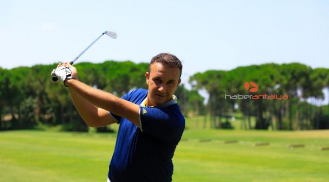 Okul harçlığı için caddylik yaparken milli takım oyuncusu oldu