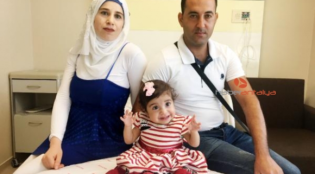Tala bebek, 50 gramlık karaciğer parçasıyla yaşama tutundu