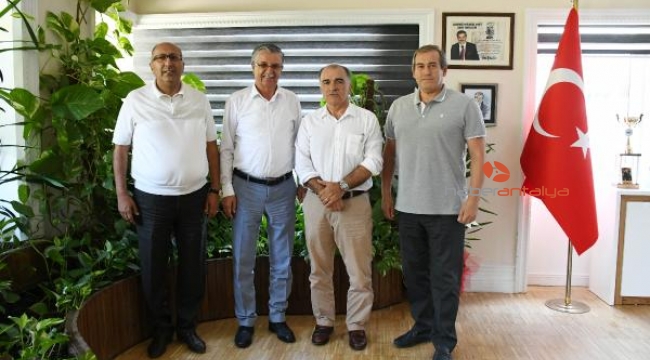 Turizmcilerden Başkan Topaloğlu'na ziyaret