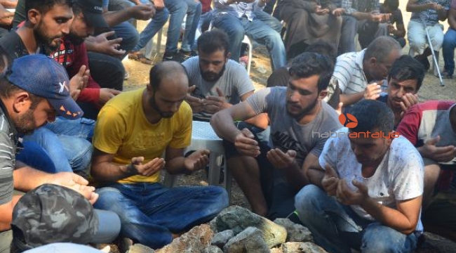 Üçüncü kattan düşen Suriyeli çocuk toprağa verildi